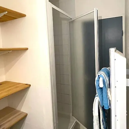 T3 Climatisee Pour 6 Avec Piscine Et Parking Au Cap D'agde - Fr-1-607-239 アグド