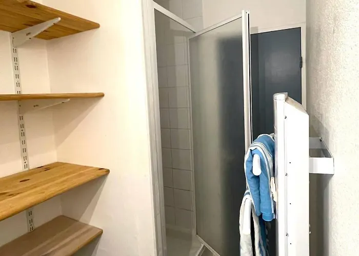 T3 Climatisee Pour 6 Avec Piscine Et Parking Au Cap D'agde - Fr-1-607-239 אגדה